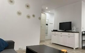 Cynthia Apartment - Old Town Igielnicka